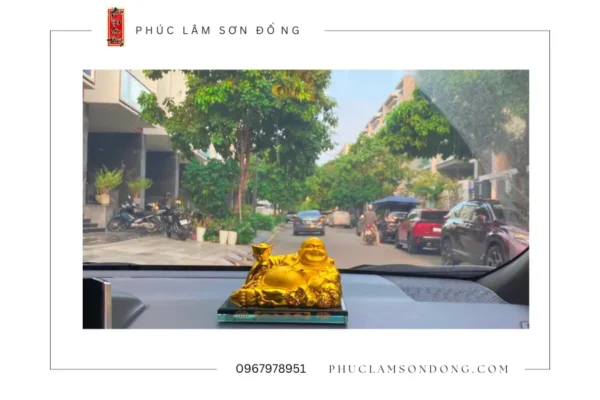 tượng Phật trang trí ô tô