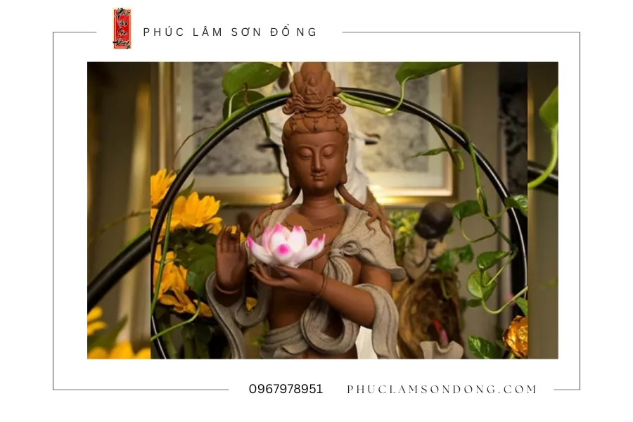 tượng Quan Âm trong nhà