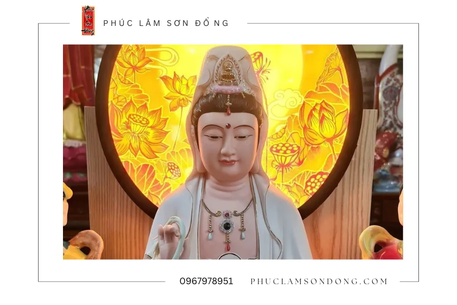 tượng Quan Âm trong nhà
