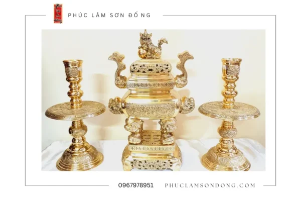 Bộ tam sự bằng đồng