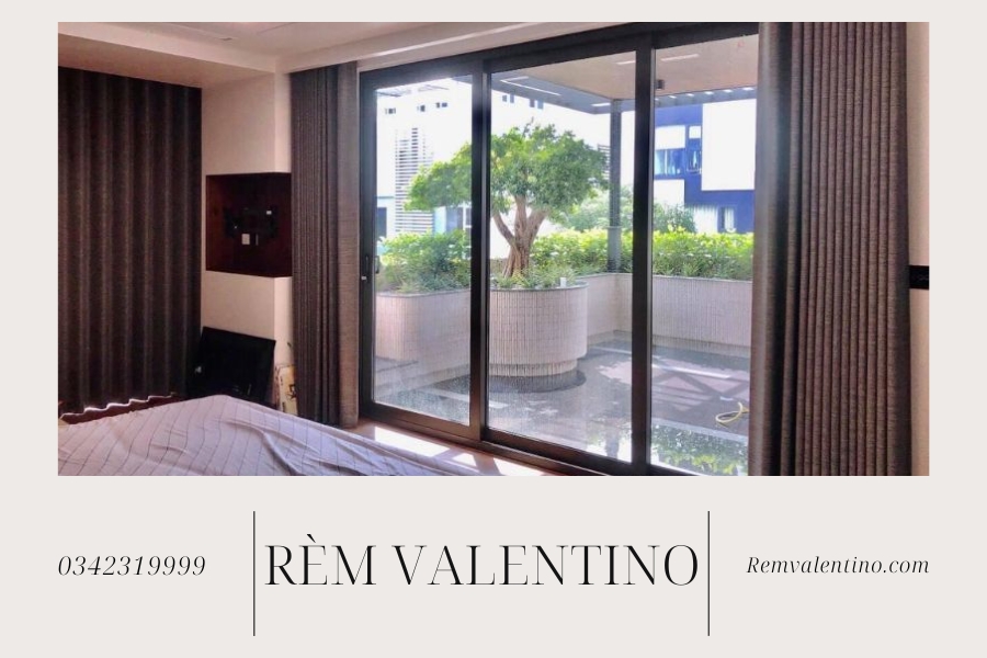 Rèm cao cấp được thiết kế trong phòng ngủ biệt thự