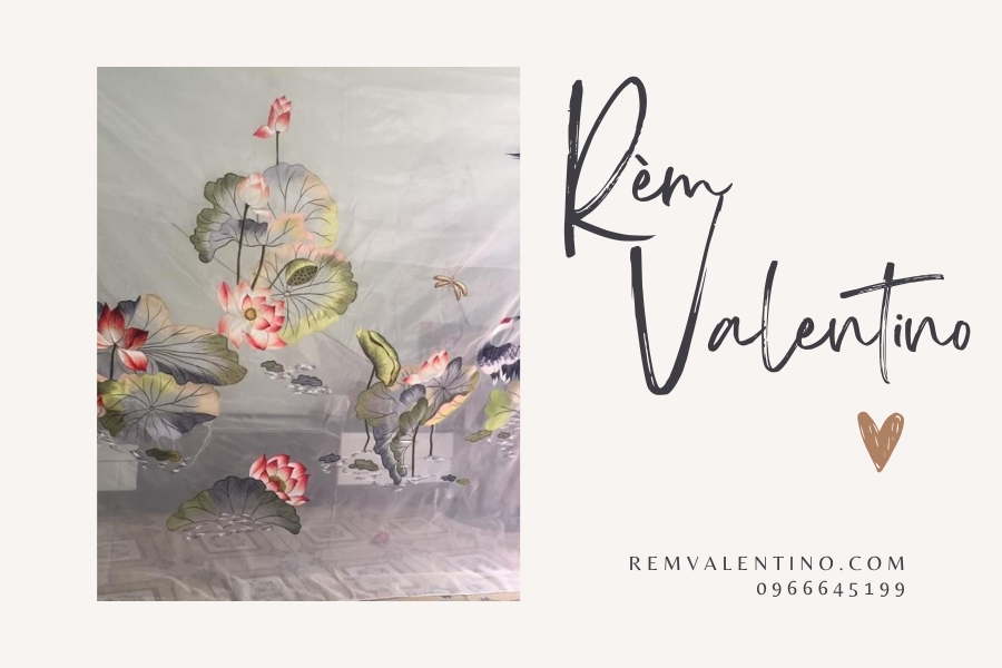 Rèm thêu hoa sen nhẹ nhàng, tinh tế