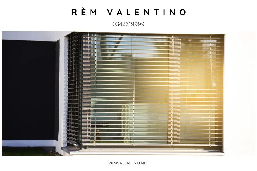 Rèm cửa chống nắng ngoài trời - giải pháp đơn giản để tận hưởng không gian ngoại trời mà không lo về thời tiết.