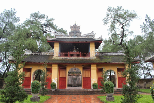 di vao chua bang cua nao