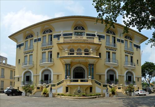 dinh thự 99 cửa nơi có lời đồn về con ma nhà họ hứa dinh thu 99 cua noi co loi don ve con ma nha ho hua