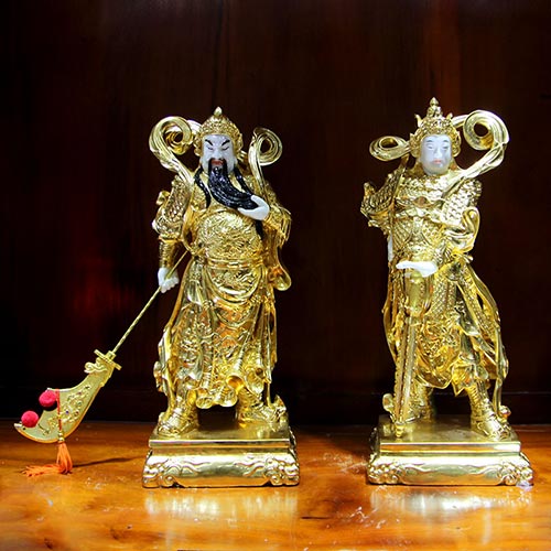 Già Lam Bồ Tát - Quan Công buông đao quy y cửa Phật hình ảnh Gia Lam Bo Tat - Quan Cong buong dao quy y cua Phat hinh anh