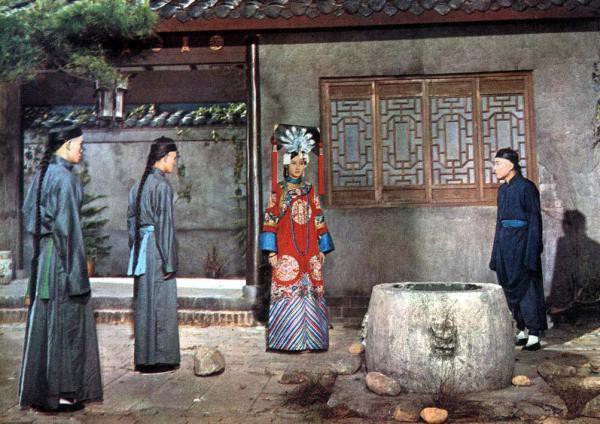 Tại sao giếng ở Tử Cấm Thành chứa đầy châu báu nhưng không ai dám lấy? - Ảnh 1.