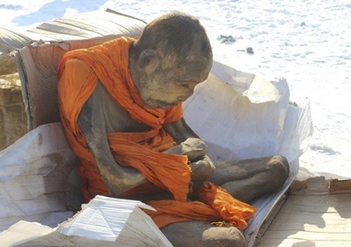 Hinh thuc uop xac tien toi nhap coi Niet Ban cua Phat giao hinh anh