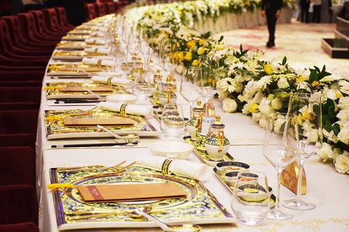 khong bay ban tiec 13 nguoi