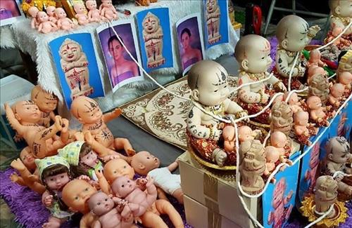 Kuman Thong có giúp chủ nhân giàu có Kuman Thong co giup chu nhan giau co