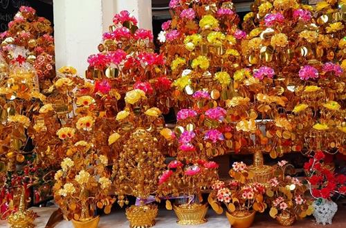 La ngoc canh vang la do gia