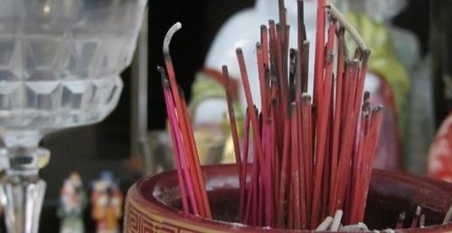 lam sao biet bat nhang linh hay chua Làm sao biết bát nhang linh hay chưa