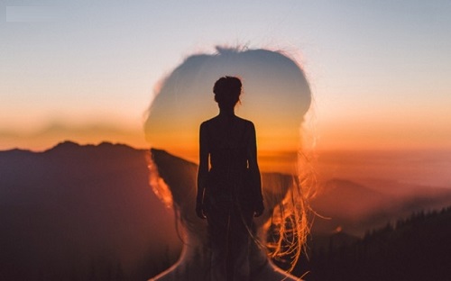 Nếu thấy những dấu hiệu này chứng tỏ người thân đã khuất vẫn luôn ở bên bạn hình ảnh Neu thay nhung dau hieu nay chung to nguoi than da khuat van luon o ben ban hinh anh