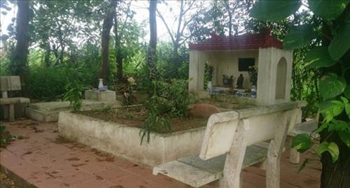 ngôi miếu hoang thờ 2 cô gái chết trẻ ngoi mieu hoang tho 2 co gai chet tre