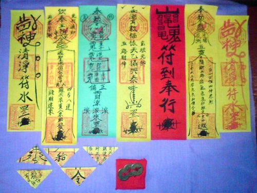 Nhung bi an kho hieu ve bua yeu xu Muong hinh anh