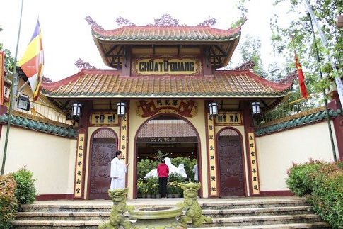 Nhung ngoi chua linh thieng bac nhat Viet Nam, neu hiem muon con cai thi nen thu den day hinh anh 2