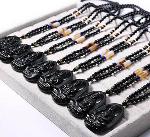 trang suc phat giao co can khai quang diem nhan