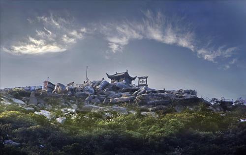 Ve dep cua Yen Tu co suc me hoac ky la