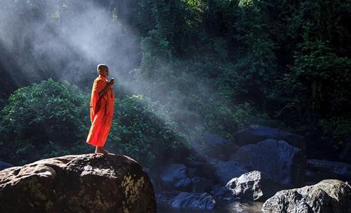 Vì sao con người khổ sở