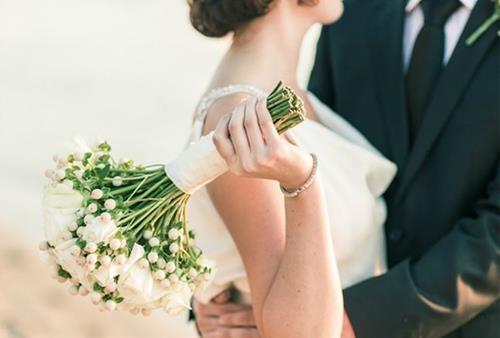 Phuc ai nguoi nay huong khong phu thuoc ai