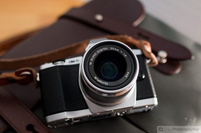 chris-gampat-the-phoblographer-olympus-25mm-f1-8-review-product-images-2-of-6iso-4001-60-sec-at-f-2-2-680x453-1