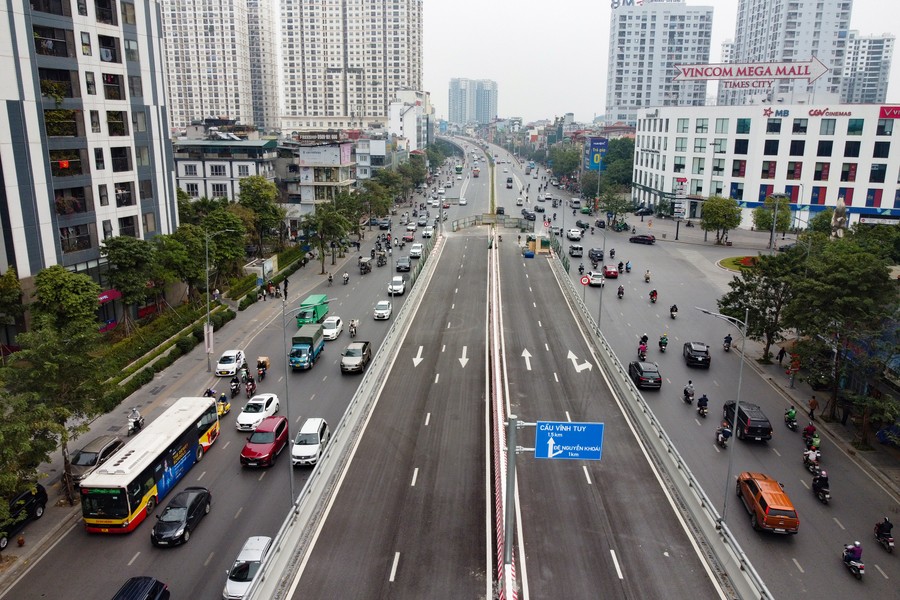 diem-dau-huong-di-cau-vinh-tuy-cua-duong-vanh-dai-2-doan-tren-cao