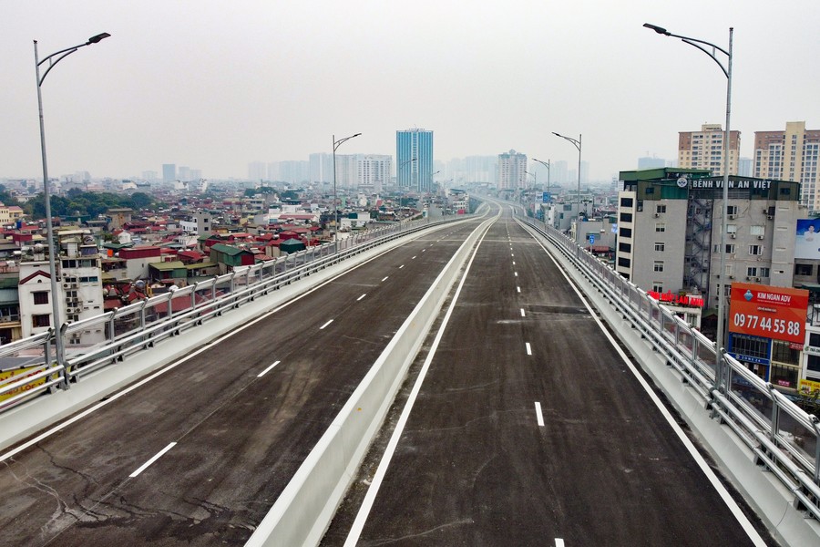 voi-chieu-dai-5km-tuyen-vanh-dai-2-tren-cao-co-diem-dau-tiep-giap-nam-cau-vinh-tuy-diem-cuoi-giap-nut-giao-nga-tu-so