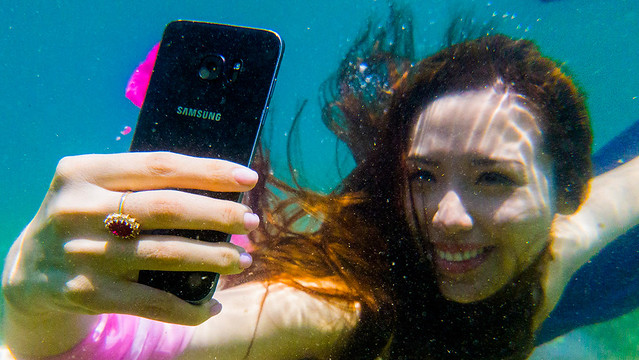 32004104412_6a7a29dc3d_z anh dep tu smartphone