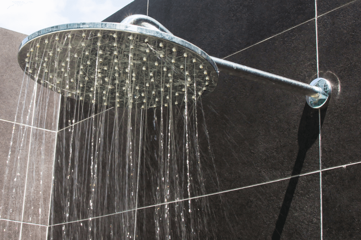 Lựa chọn vòi sen cây tắm đứng có những tính năng và công nghệ hiện đại