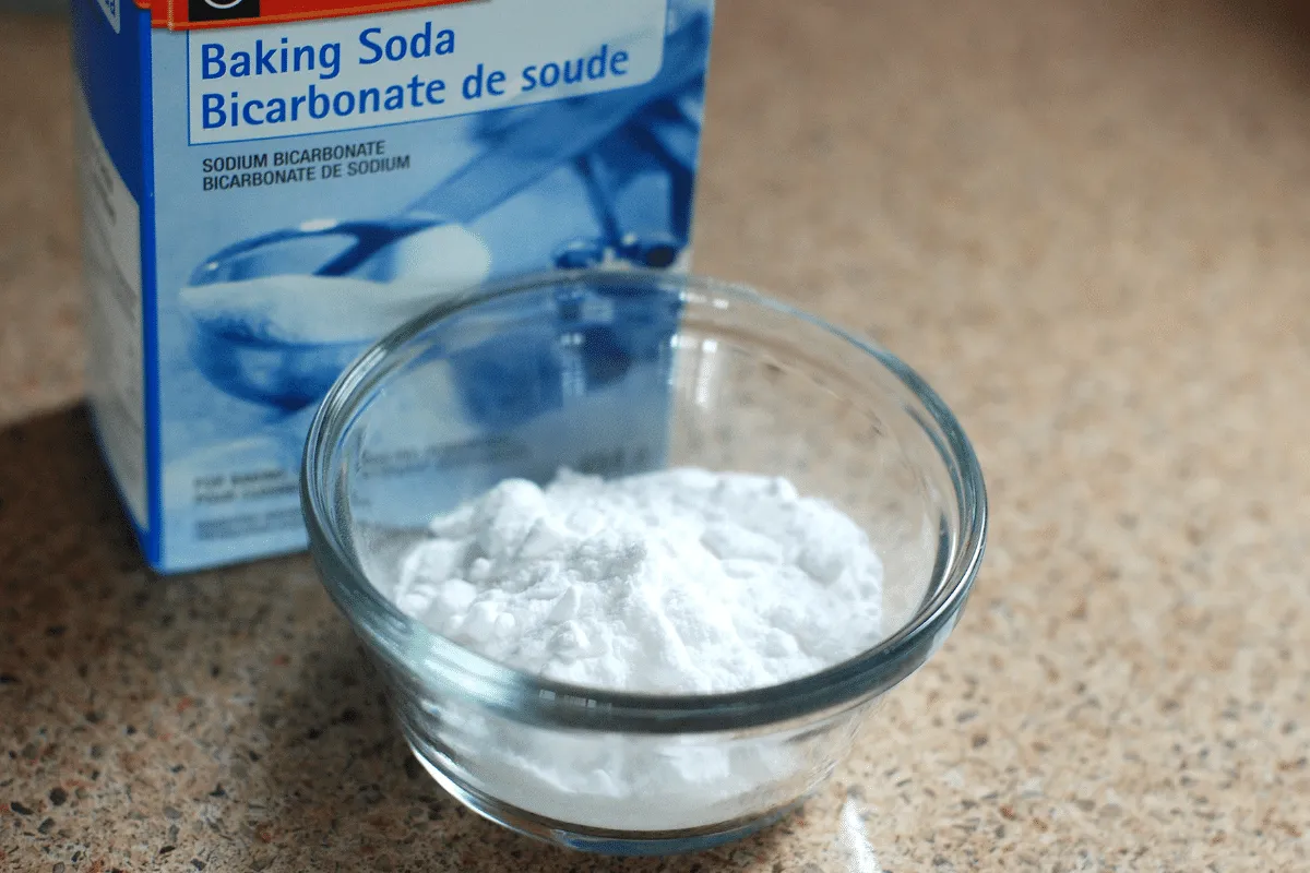 Sử dụng bột baking soda 