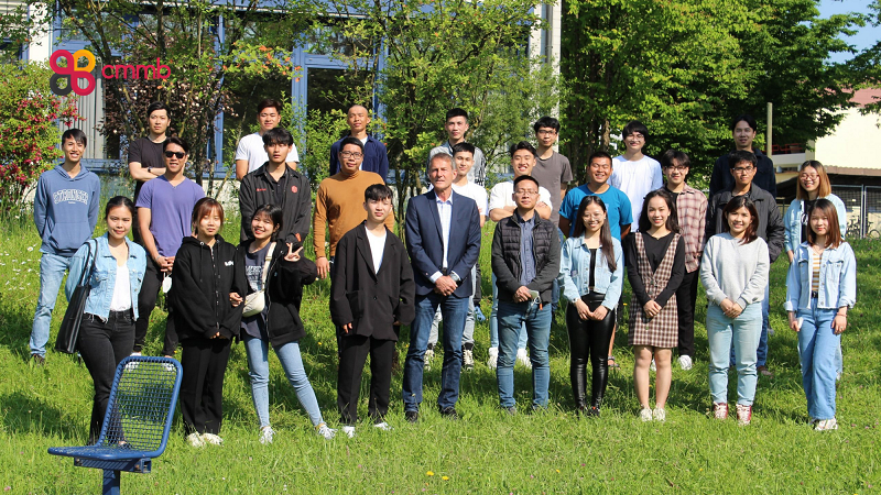 suc-manh-dich-vu-CMMB