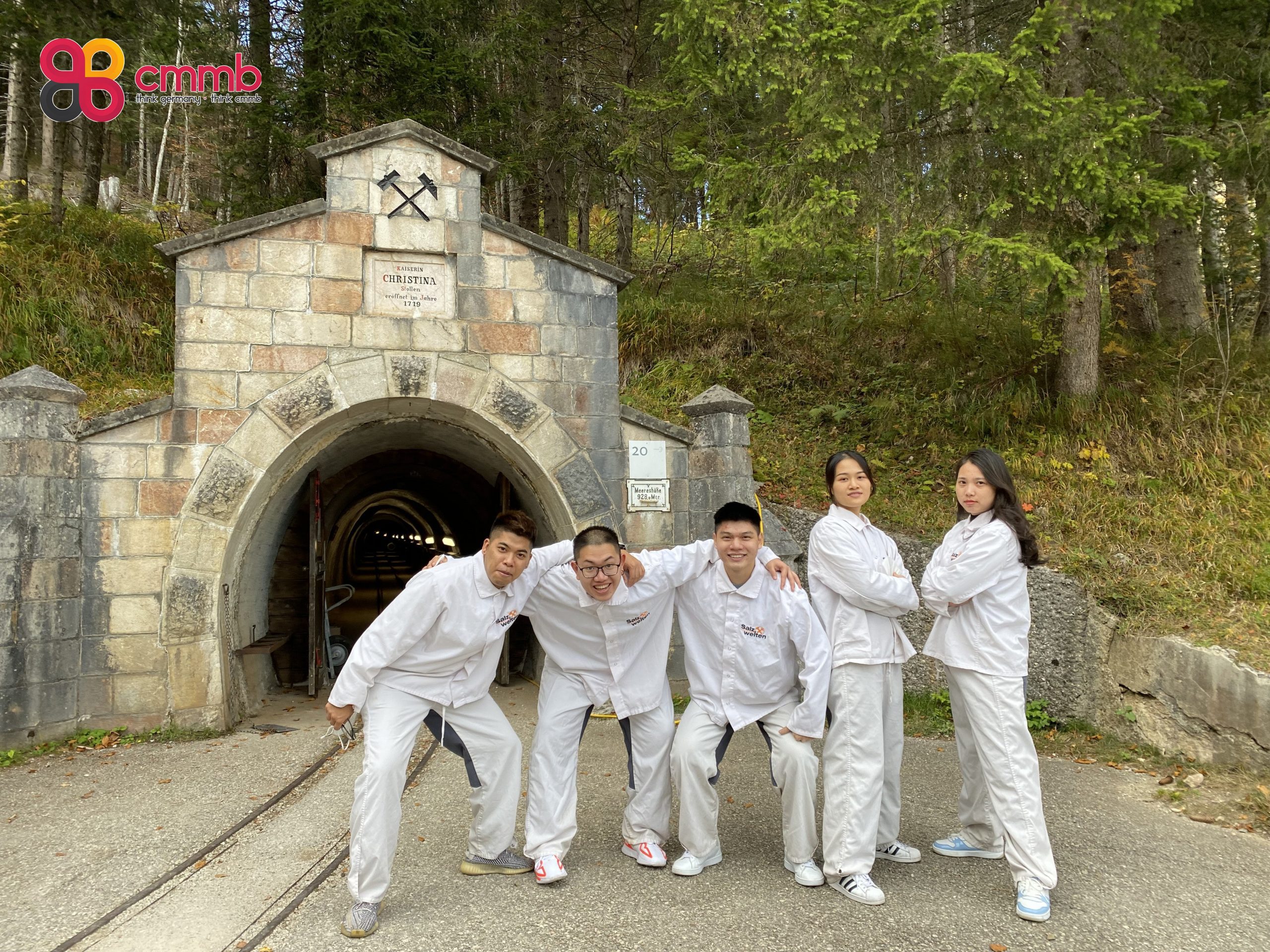 z3309566207421_48b20e5c933e92d8f35237f9feac6a36-scaled-1