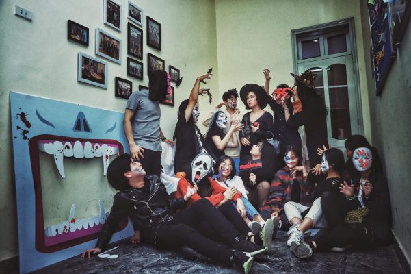 Halloween-cua-hoc-vien-VFE-
