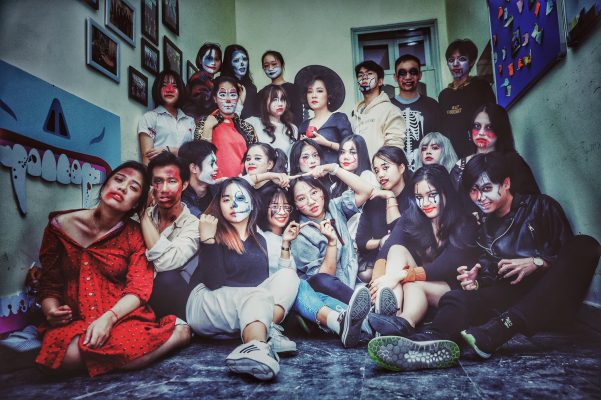 Halloween-cua-hoc-vien-VFE--0