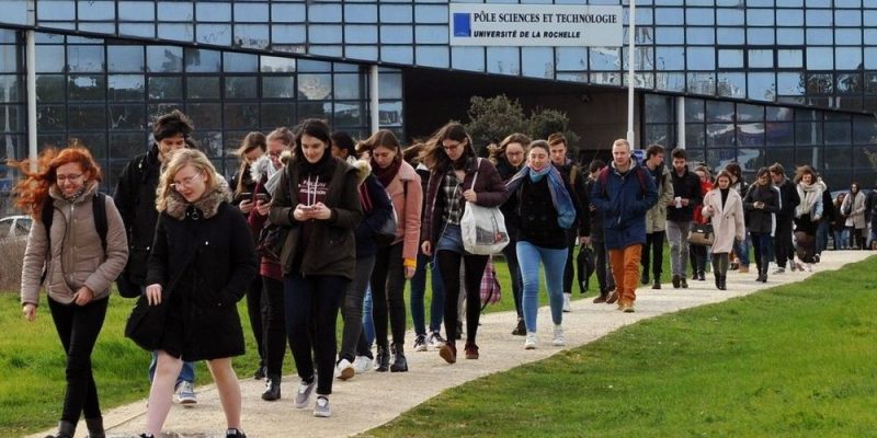 Dự bị tiếng Pháp, Trường Đại học La Rochelle