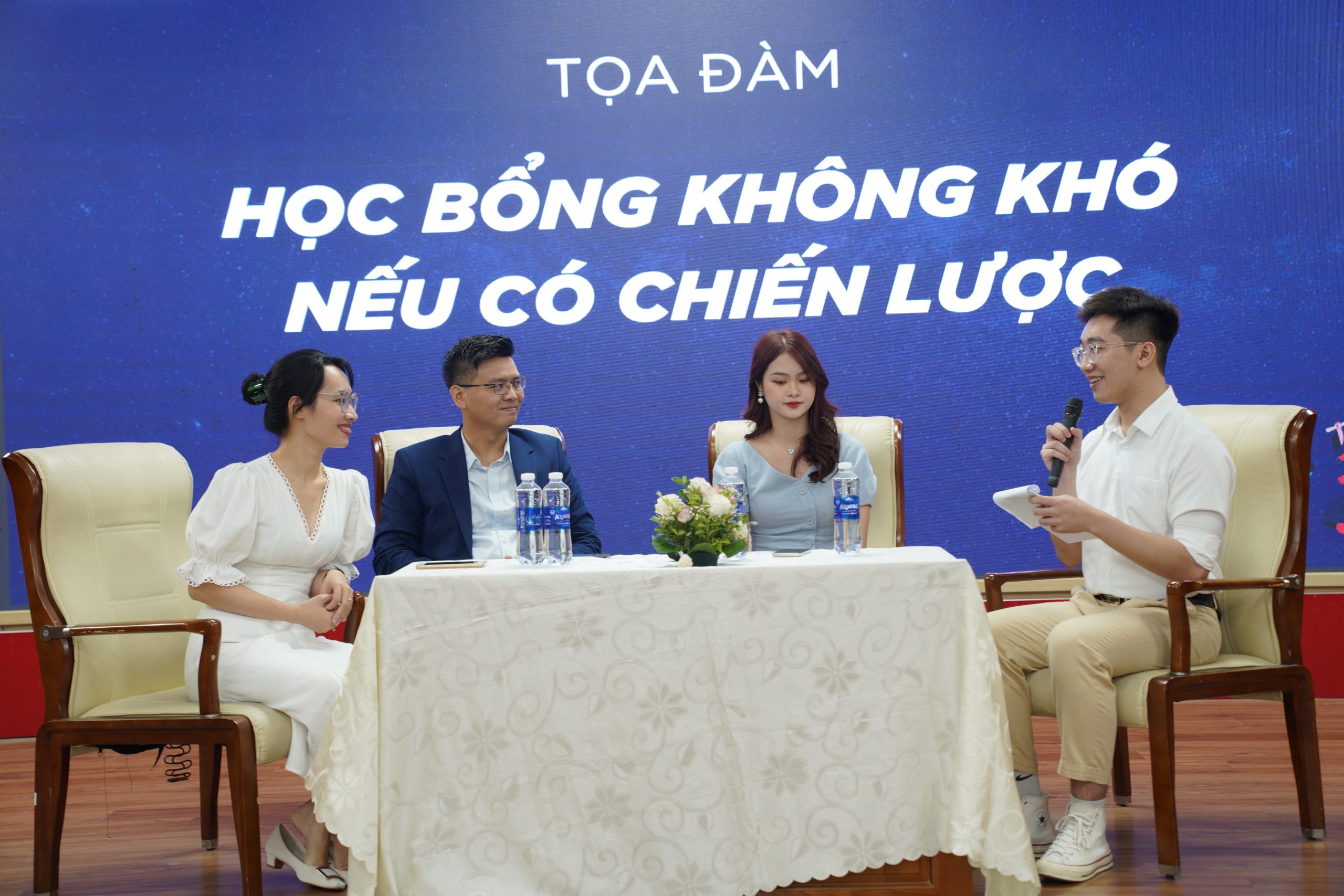 chinh-phuc-nuoc-phap-2