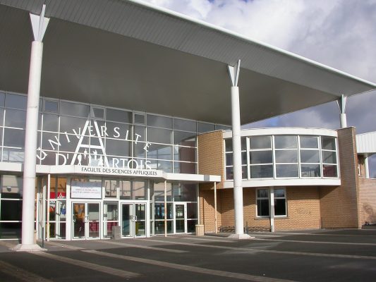 vfe-dai-hoc-artois-4-533x400-1