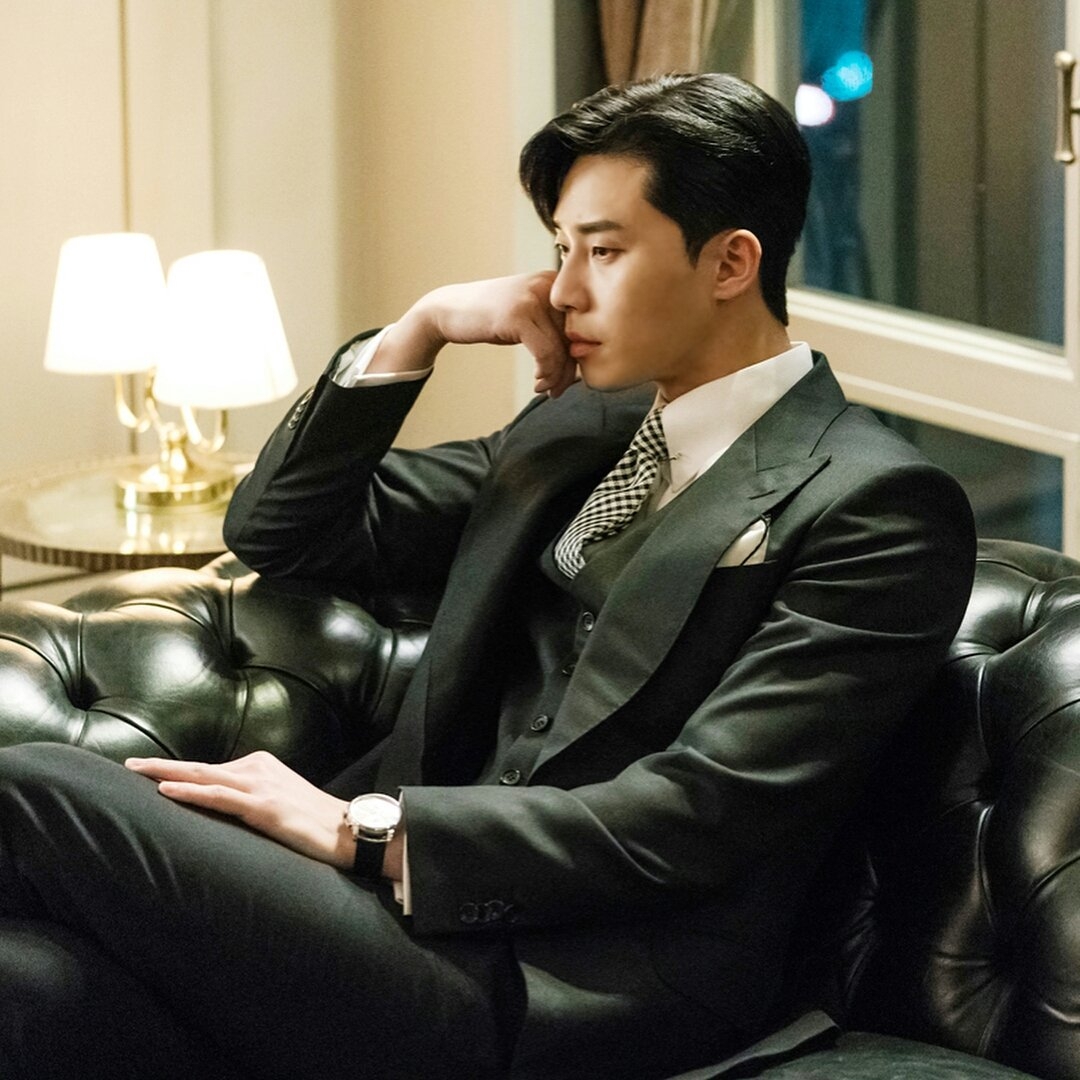 3d9bf0e9 現實版「高富帥」繼承者們!LVMH二公子、Prada長子堪稱最夢幻高富帥! | GirlStyle 女生日常