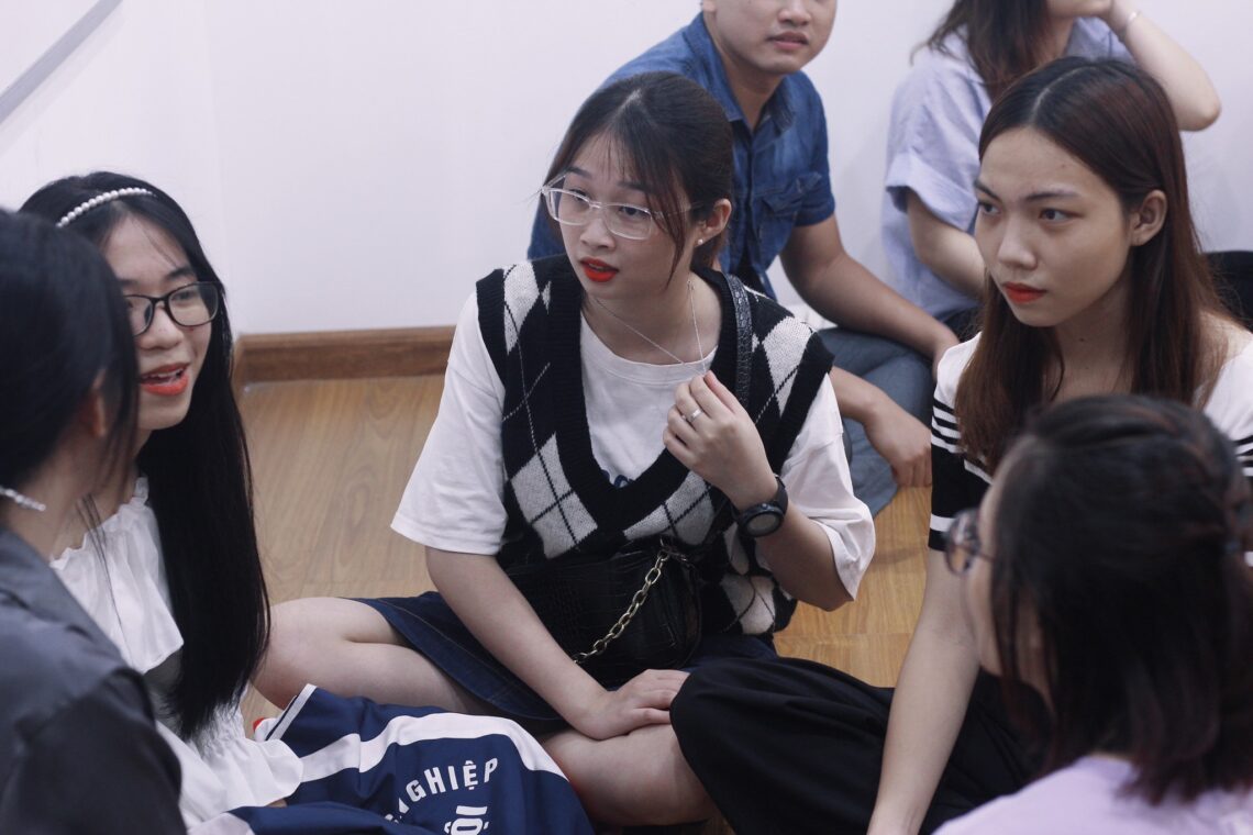 Bài 7 – Cậu bị thần kinh à? [Cách mắng mỏ, xỏ xiên, trêu đùa]