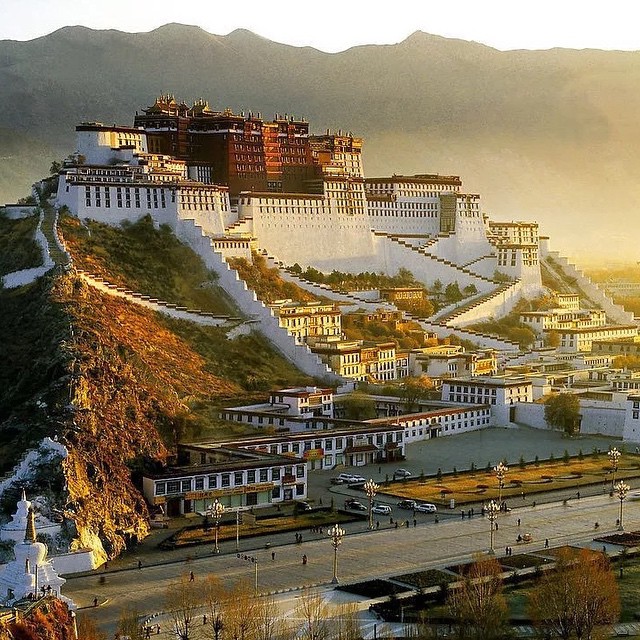 KHÁM PHÁ CÙNG TIẾNG TRUNG CẦM XU – VẺ ĐẸP CỦA TÂY TẠNG HUYỀN BÍ