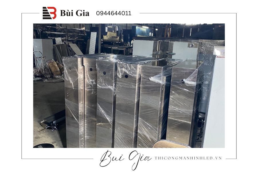 [Dự án đã triển khai] LED Bùi Gia và kho sản phẩm Cabin LED cỡ lớn