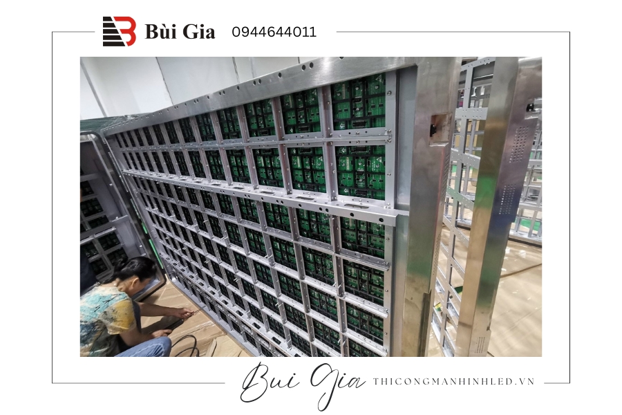 [Dự án đã triển khai] LED Bùi Gia và kho sản phẩm Cabin LED cỡ lớn