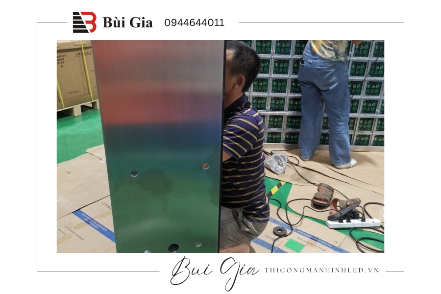 [Dự án đã triển khai] LED Bùi Gia và kho sản phẩm Cabin LED cỡ lớn