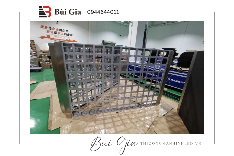 [Dự án đã triển khai] LED Bùi Gia và kho sản phẩm Cabin LED cỡ lớn