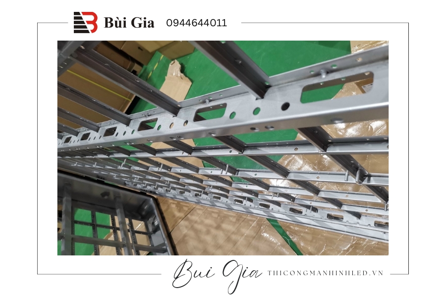 [Dự án đã triển khai] LED Bùi Gia và kho sản phẩm Cabin LED cỡ lớn