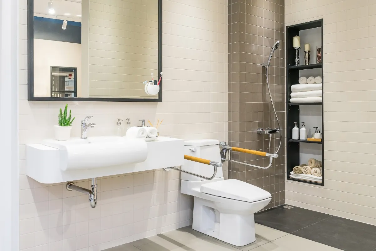 Tiêu chuẩn thiết kế phòng tắm và nhà vệ sinh cho người khuyết tật
