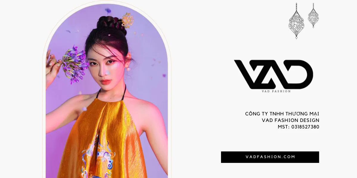 Người mẫu Linh Trương làm nàng thơ của nhà thiết kế Vân Anh Scarlet trong bộ sưu tập áo dài xuân Nhâm Dần.