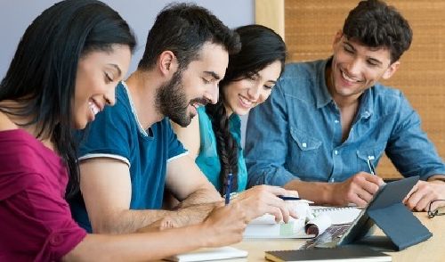 Học tiếng Tây Ban Nha có lợi gì