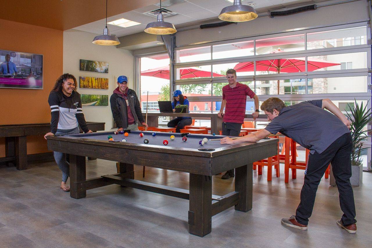 ket-ban-nho-ki-tuc-xa