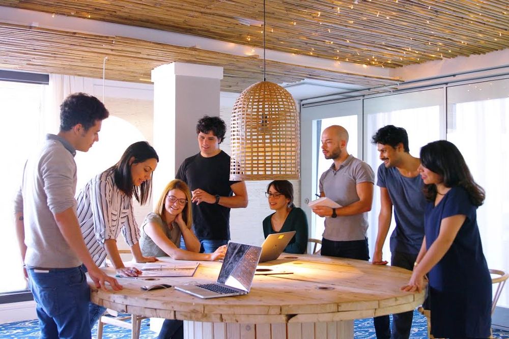 Môi trường làm việc tại nhiều doanh nghiệp Tây Ban Nha rất thoải mái